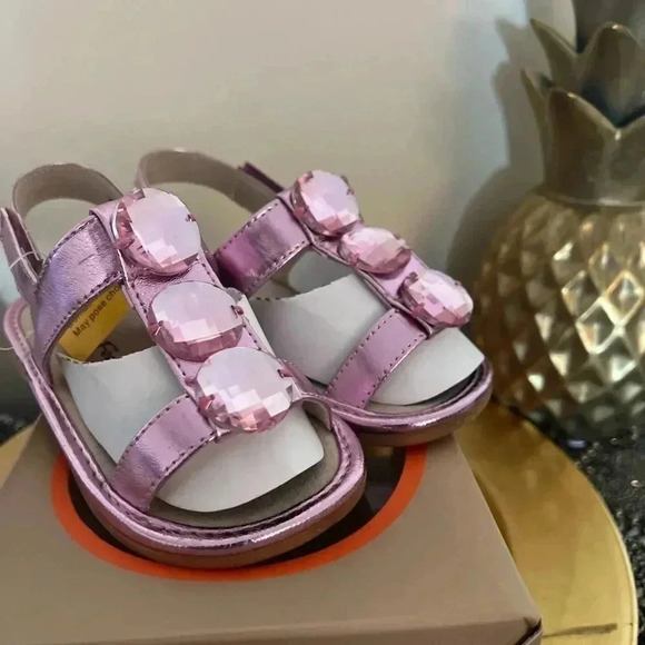 SQUEAKY FEET PINK & BLING SANDALS NIB SIZE 10 - Picture 2 of 9